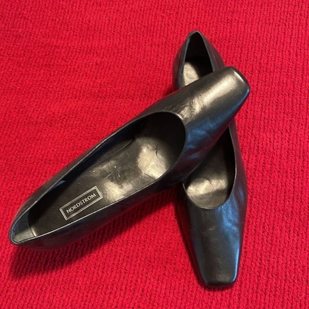 NORDSTROMS BLACK LEATHER PUMPS, SQUARE TOE, 9.5W, 2.3 IN HEEL